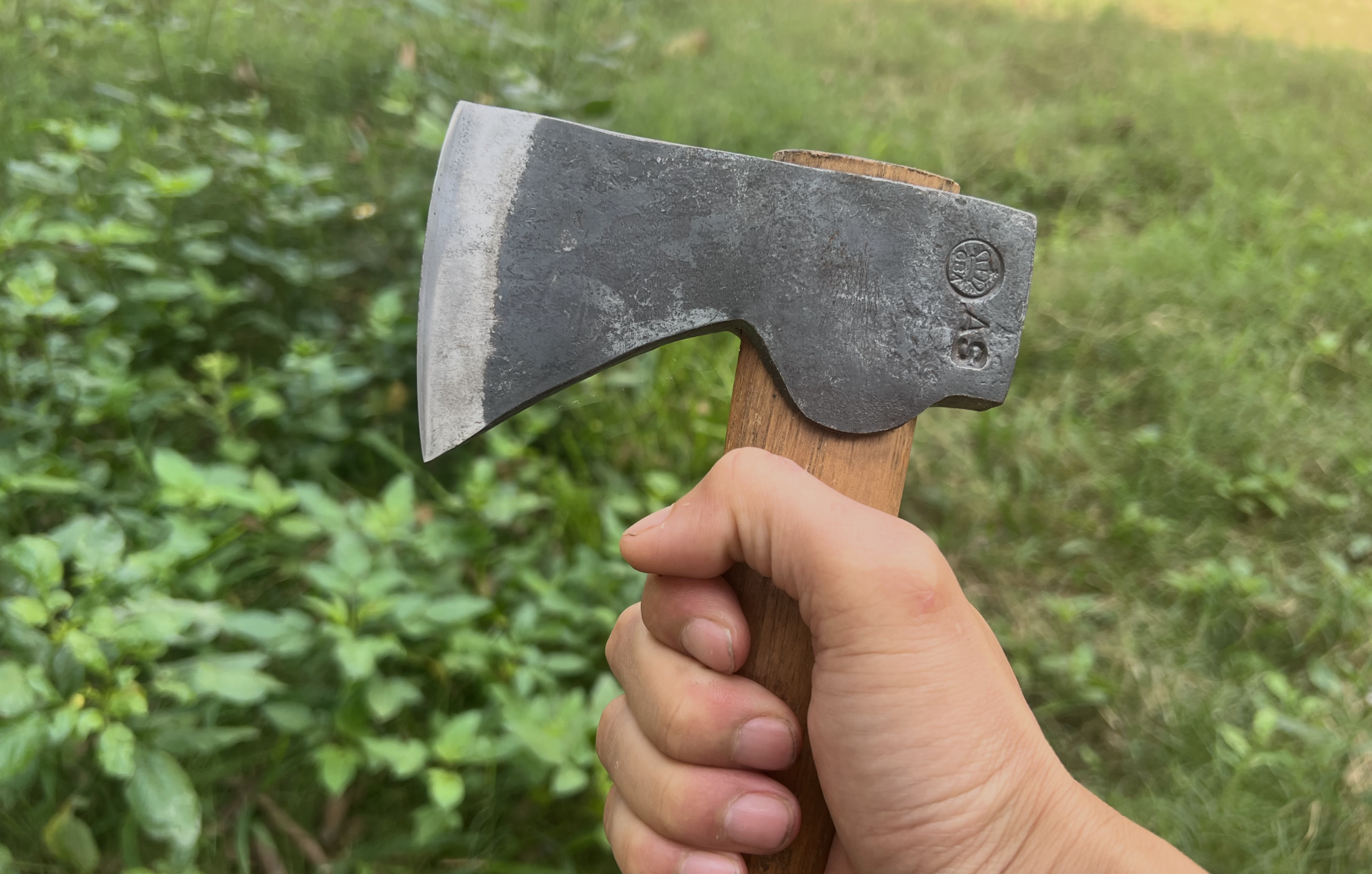 dân chơi bushcraft thích “rìu”?